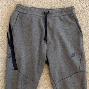 Nike Tech Fleece Pants